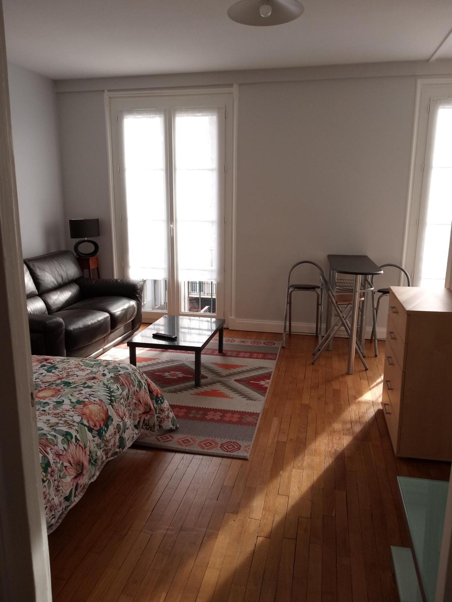 Appartement Perret 105 Rue Victor Hugo, Lumineux, Plein Centre, Parking Prive Arrivee Autonome Tout A Pied Le Havre Esterno foto